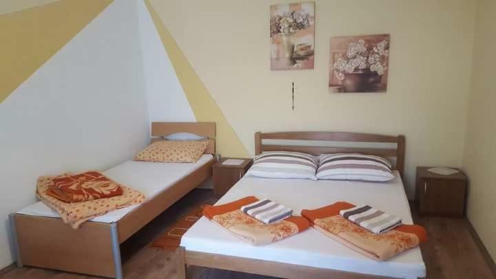 Privatni Smjestaj I Seoski Turizam "Sudar" Lejlighed Bizovac Eksteriør billede